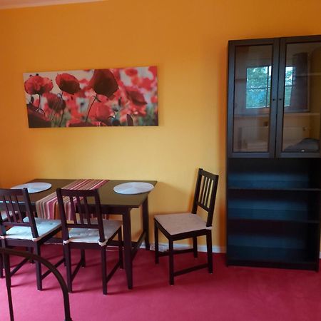 Kemenate Zimmer Gechaichnishof 7Born Maring-Noviand Kültér fotó